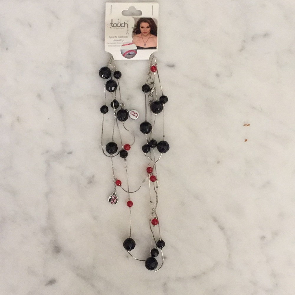 🌺 Free with purchase - AlyssaMilano RedSox 60”bead necklace